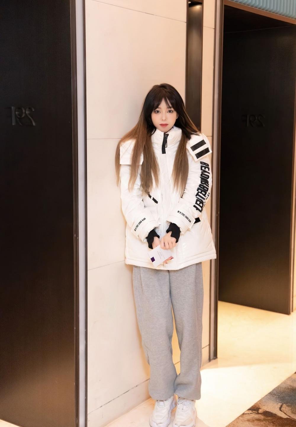 �ѿɰ����к���c�޶���