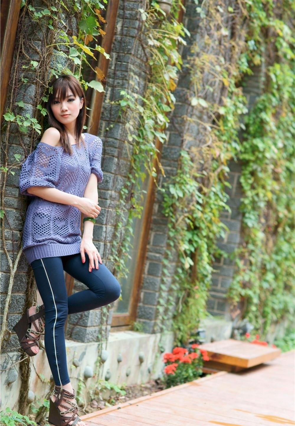 ����Ů��һ������ൺ�ʹ30��ѹۿ�����