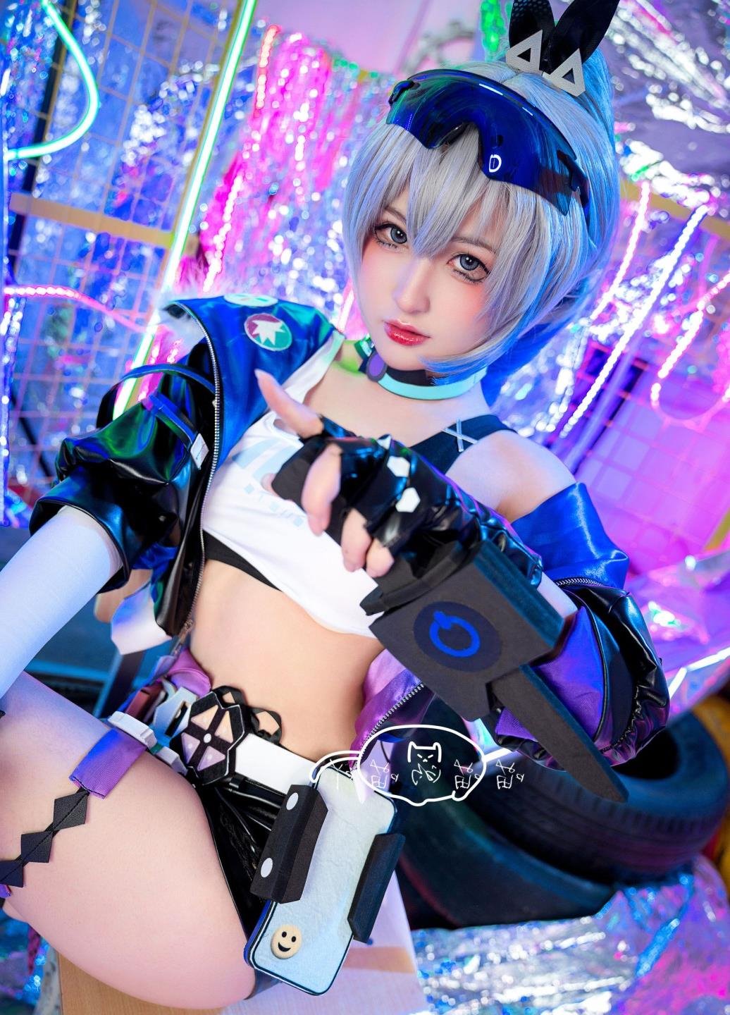 ���д�Ⱥ��Ů��˽��