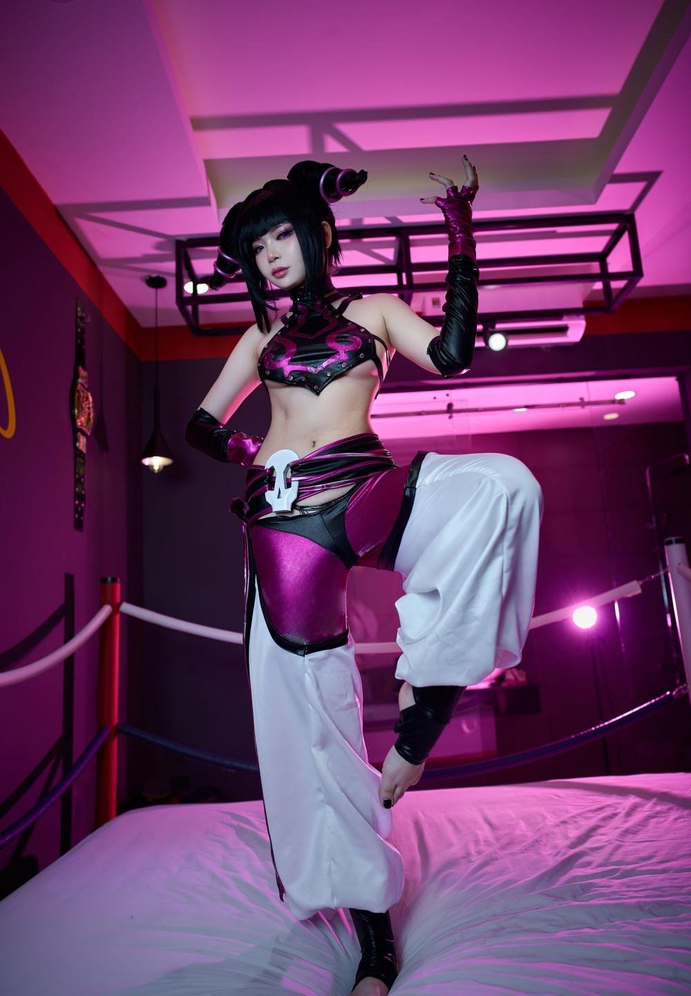 �ɵ��� ��Ů��ʦ