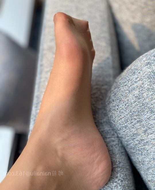 ����˿