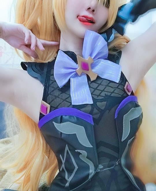 ��ɫ��Ƶ���߹ۿ���������